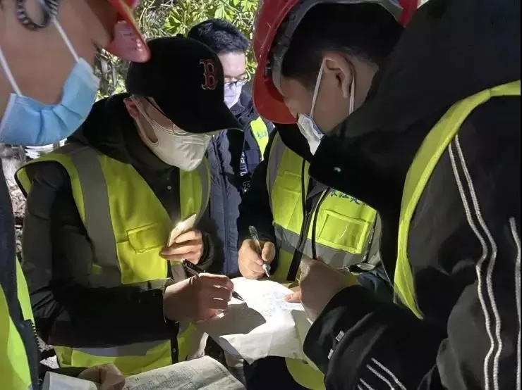 漢水連浦江 方艙筑方舟 | 上海市政總院582分鐘沖刺設(shè)計(jì)武漢長(zhǎng)江新城方艙醫(yī)院- 漢水連浦江 方艙筑方舟 | 上海市政總院582分鐘沖刺設(shè)計(jì)武漢長(zhǎng)江新城方艙醫(yī)院-